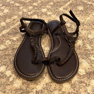 Fossil Brown Padded Sandals with Toe Strap Size 7 NWOT